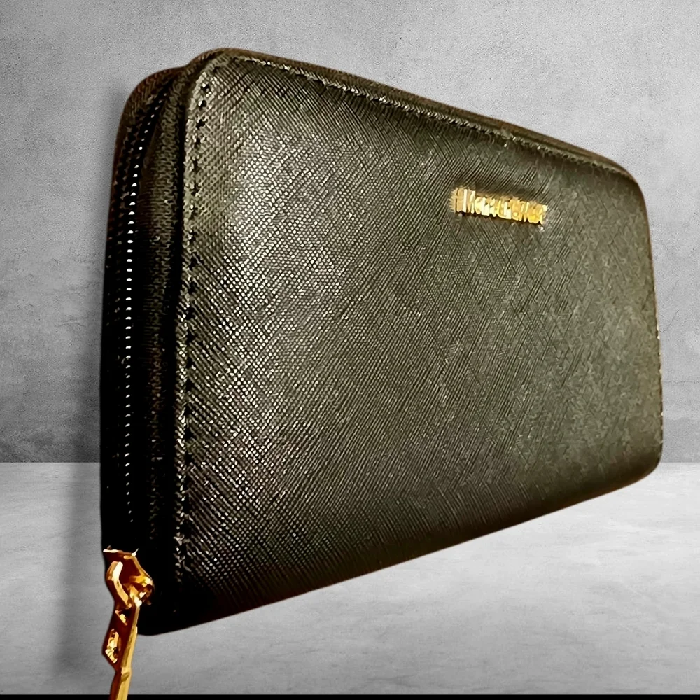 Montana West Zip Around Wallet